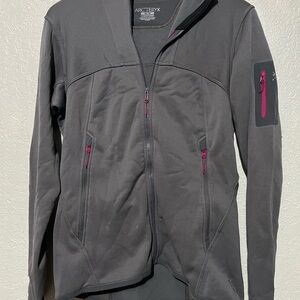 Arc'teryx Gray V-Neck full size zip Sweater with Pink Accents